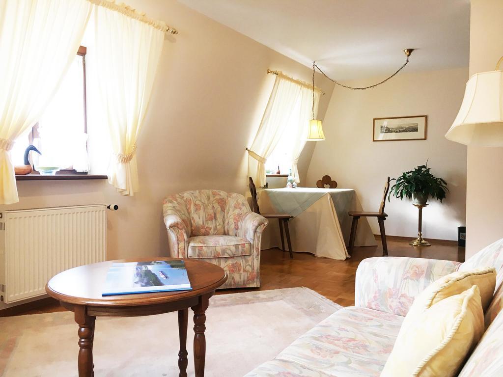 Hotel Krone Laudenbach  외부 사진