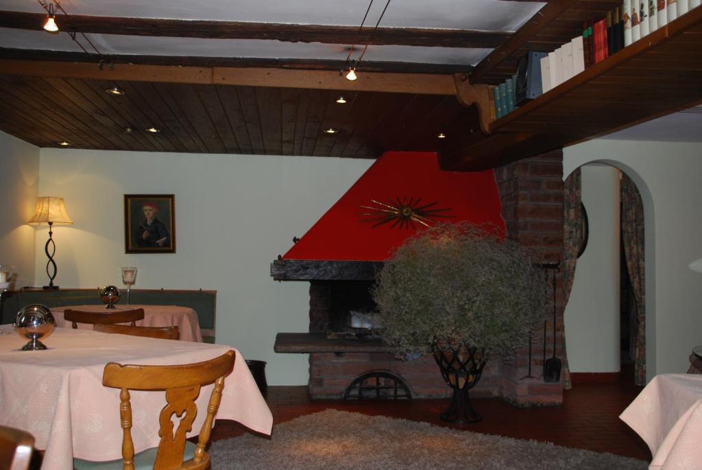 Hotel Krone Laudenbach  외부 사진