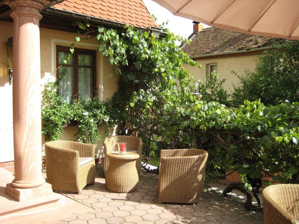 Hotel Krone Laudenbach  외부 사진